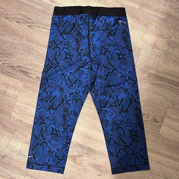 NIKE PRO cropped Dri fit leggings - Picture 3 of 4